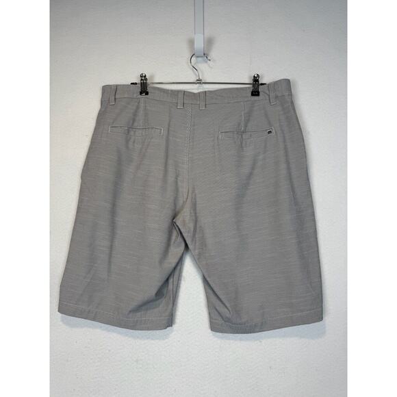 Travis Matthew Mens Chino Golf Shorts Casual Striped Gray Sz 38 - Picture 4 of 7